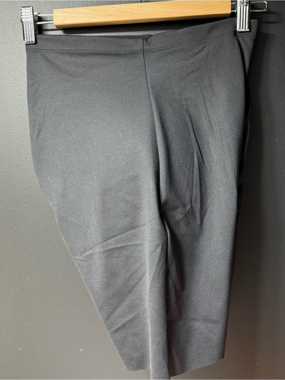 New Women's SKIMS Hip Enhancing Mid-thigh Shorts L
